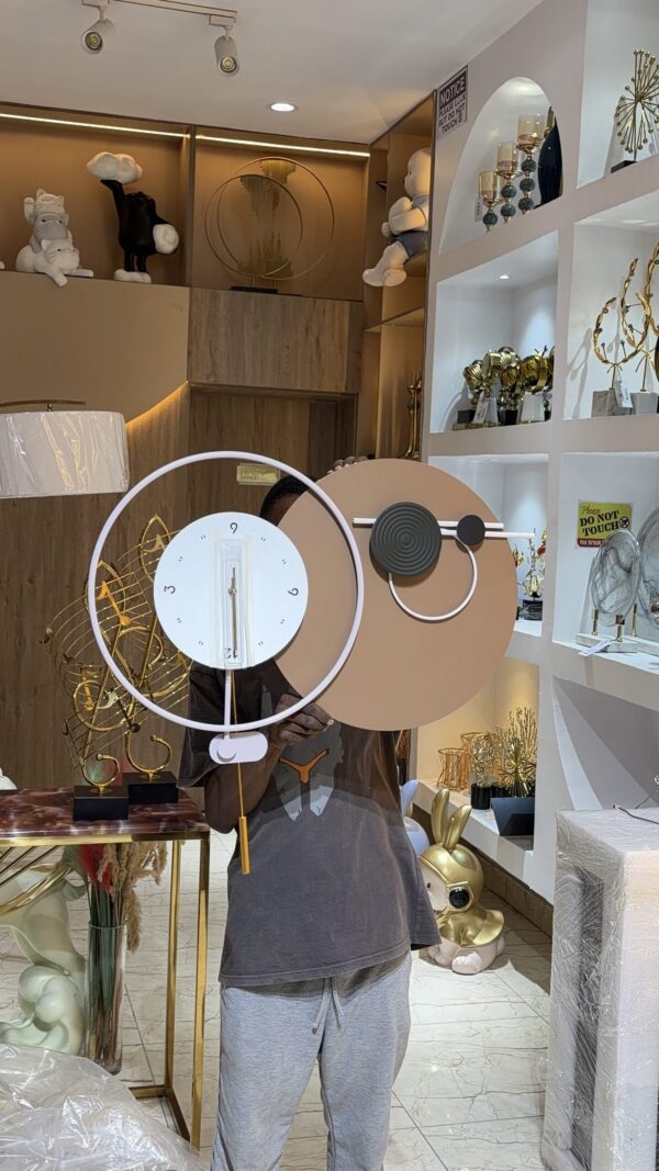 Cream Style Wall Clock - Image 2