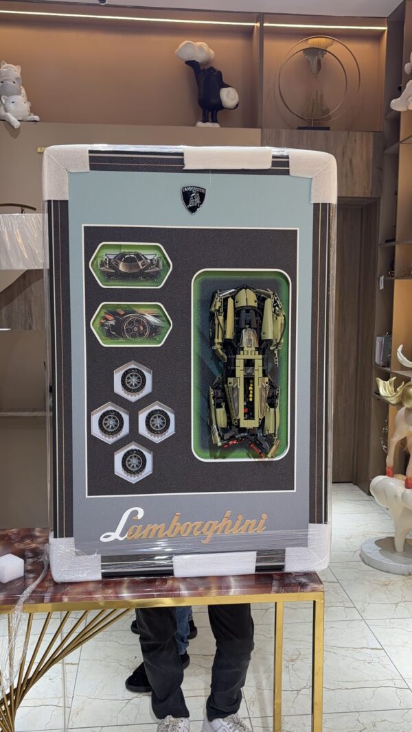 60 x 90 Lamborghini Lego Frame - Image 3