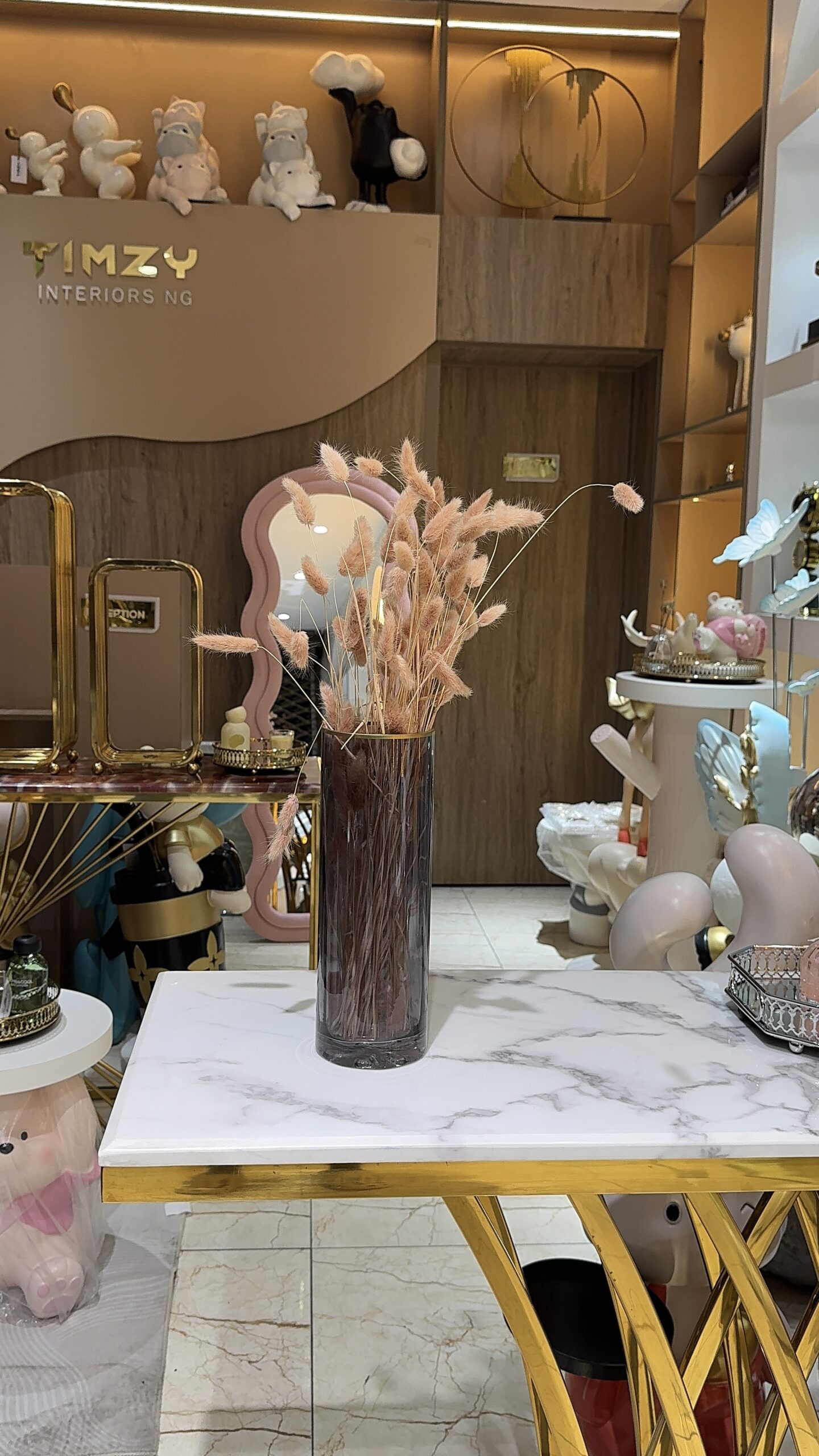 IMG_3417 Luxury Vase with Dried Pampas Flowers - Image 1
