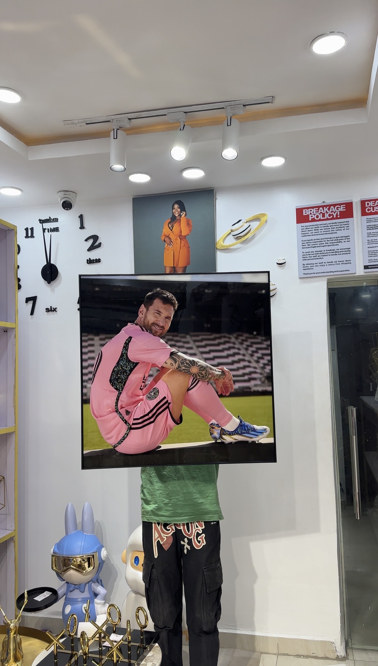 Screenshot 80 × 80 cm Acrylic Frame - Image 1