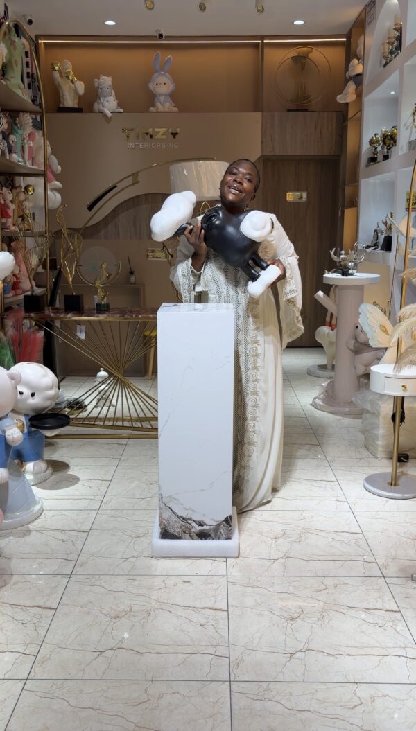 Pedestal - Image 2