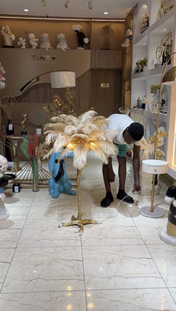 FEATHER LAMP - Image 3