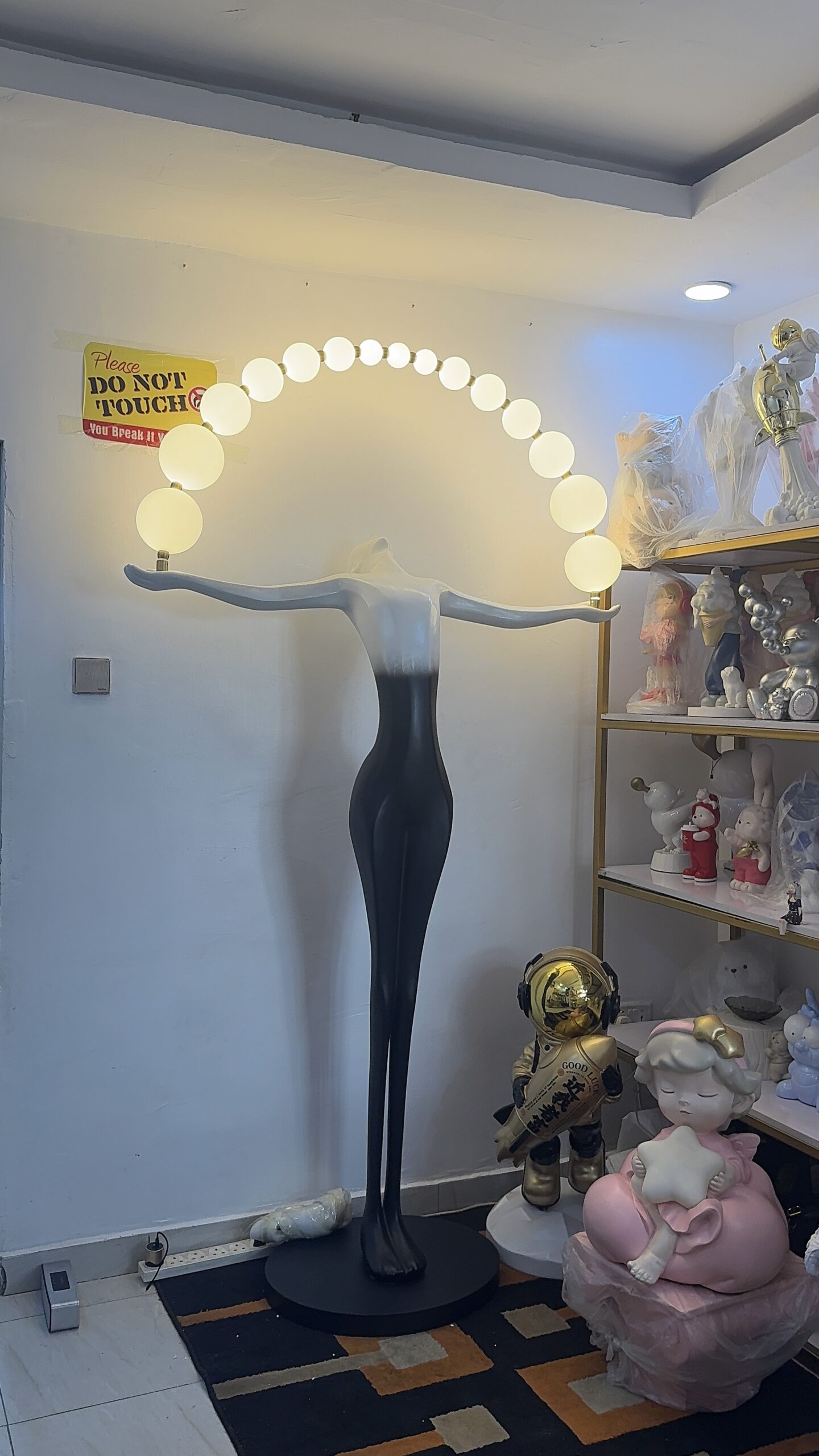 IMG_8831 Sculptural Lamp - Image 1